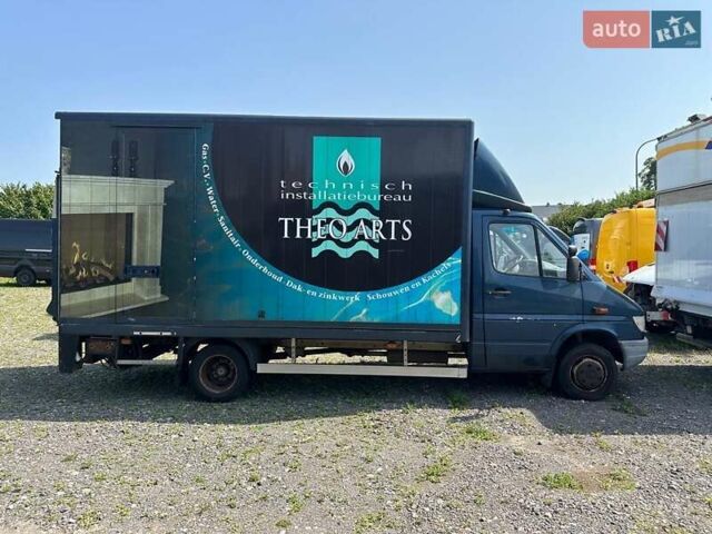 Синий Мерседес Sprinter, объемом двигателя 2.9 л и пробегом 285 тыс. км за 13900 $, фото 2 на Automoto.ua