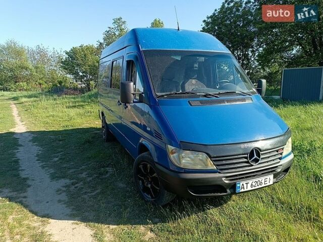 Синий Мерседес Sprinter, объемом двигателя 2.2 л и пробегом 560 тыс. км за 6500 $, фото 20 на Automoto.ua