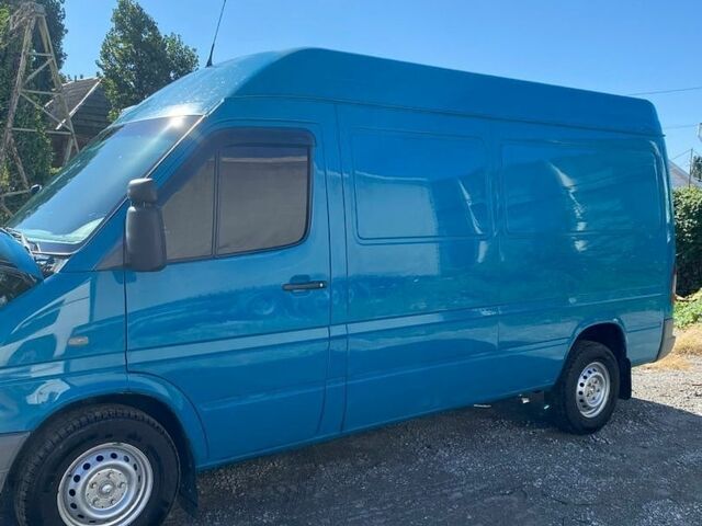 Синій Мерседес Sprinter, об'ємом двигуна 2.2 л та пробігом 800 тис. км за 8500 $, фото 2 на Automoto.ua