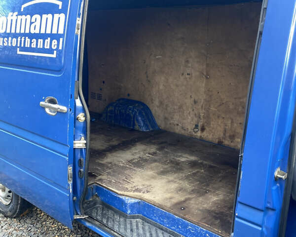 Синий Мерседес Sprinter, объемом двигателя 2.2 л и пробегом 368 тыс. км за 8500 $, фото 11 на Automoto.ua