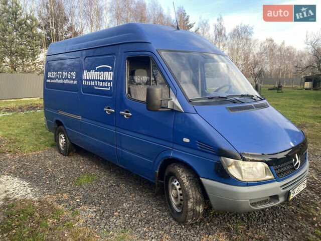 Синий Мерседес Sprinter, объемом двигателя 2.2 л и пробегом 368 тыс. км за 8500 $, фото 2 на Automoto.ua