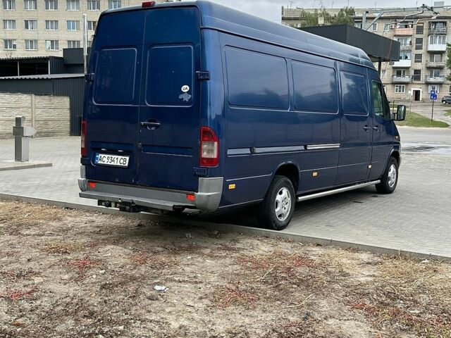 Синій Мерседес Sprinter, об'ємом двигуна 2.7 л та пробігом 465 тис. км за 9700 $, фото 3 на Automoto.ua