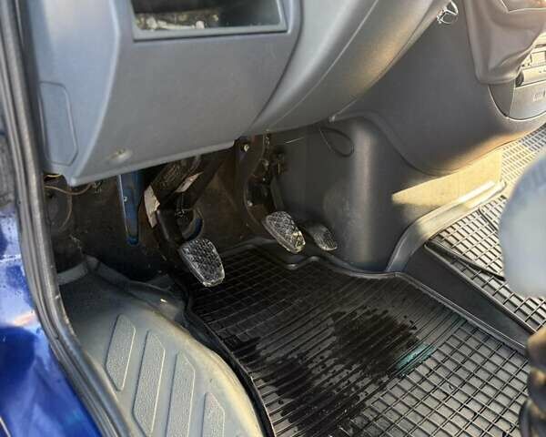 Синій Мерседес Sprinter, об'ємом двигуна 2.69 л та пробігом 128 тис. км за 10300 $, фото 20 на Automoto.ua