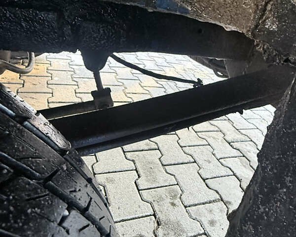 Синий Мерседес Sprinter, объемом двигателя 2.15 л и пробегом 380 тыс. км за 6999 $, фото 12 на Automoto.ua