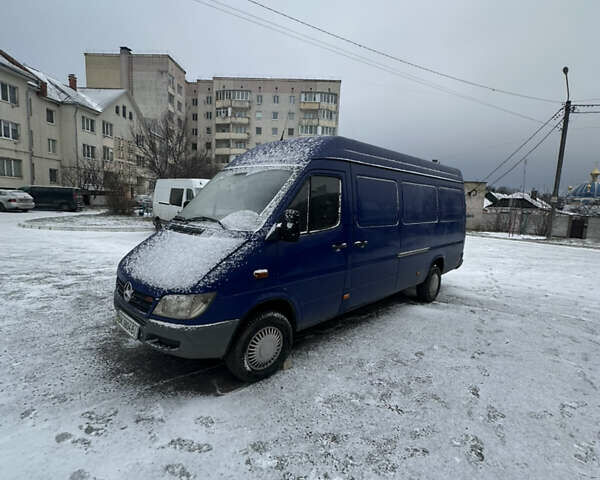 Синій Мерседес Sprinter, об'ємом двигуна 2.1 л та пробігом 100 тис. км за 6500 $, фото 1 на Automoto.ua