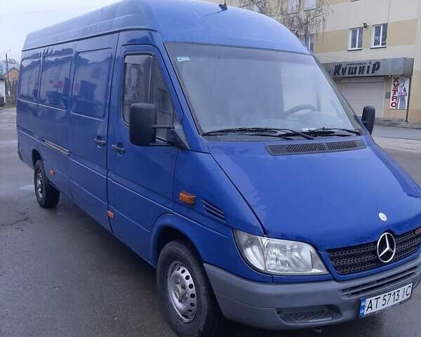 Синій Мерседес Sprinter, об'ємом двигуна 2.1 л та пробігом 410 тис. км за 7999 $, фото 8 на Automoto.ua