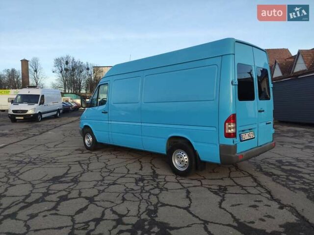 Синий Мерседес Sprinter, объемом двигателя 0 л и пробегом 228 тыс. км за 17500 $, фото 11 на Automoto.ua