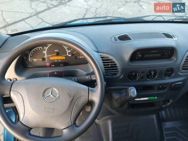 Синий Мерседес Sprinter, объемом двигателя 0 л и пробегом 228 тыс. км за 17500 $, фото 30 на Automoto.ua