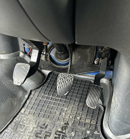 Синій Мерседес Sprinter, об'ємом двигуна 2.2 л та пробігом 1 тис. км за 13200 $, фото 23 на Automoto.ua