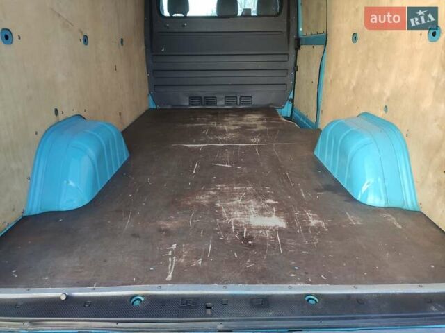 Синий Мерседес Sprinter, объемом двигателя 0 л и пробегом 228 тыс. км за 17500 $, фото 32 на Automoto.ua