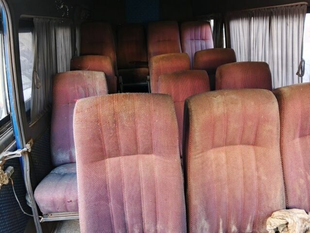 Синий Мерседес Sprinter, объемом двигателя 0 л и пробегом 350 тыс. км за 1000 $, фото 8 на Automoto.ua