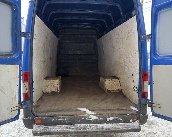 Синій Мерседес Sprinter, об'ємом двигуна 2.2 л та пробігом 288 тис. км за 5500 $, фото 6 на Automoto.ua
