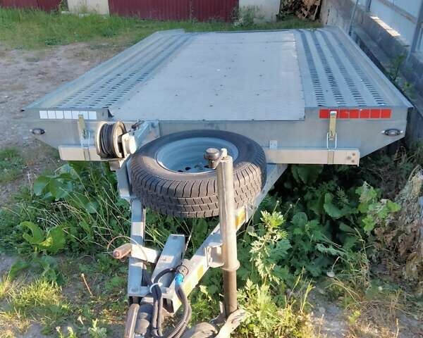 Синий Мерседес Sprinter, объемом двигателя 2.7 л и пробегом 263 тыс. км за 24500 $, фото 24 на Automoto.ua