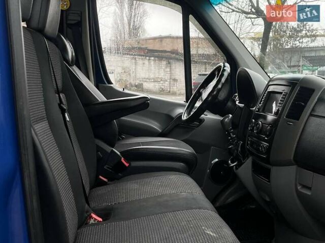 Синій Мерседес Sprinter, об'ємом двигуна 3 л та пробігом 603 тис. км за 11500 $, фото 12 на Automoto.ua