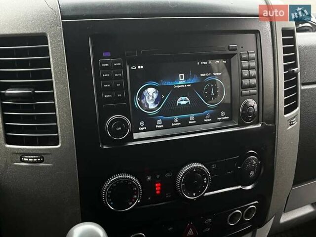 Синій Мерседес Sprinter, об'ємом двигуна 3 л та пробігом 603 тис. км за 11500 $, фото 16 на Automoto.ua