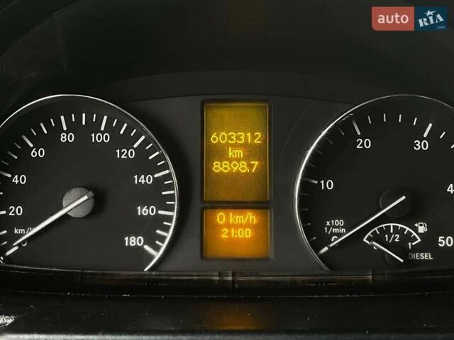 Синій Мерседес Sprinter, об'ємом двигуна 3 л та пробігом 603 тис. км за 11500 $, фото 19 на Automoto.ua