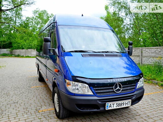 Синій Мерседес Sprinter, об'ємом двигуна 2.69 л та пробігом 370 тис. км за 12800 $, фото 3 на Automoto.ua