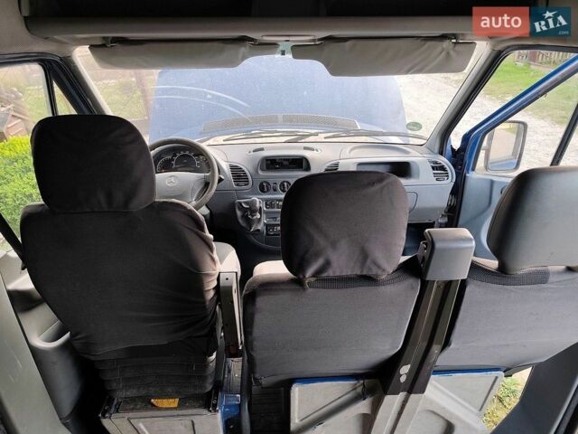 Синій Мерседес Sprinter, об'ємом двигуна 2.7 л та пробігом 430 тис. км за 7950 $, фото 11 на Automoto.ua