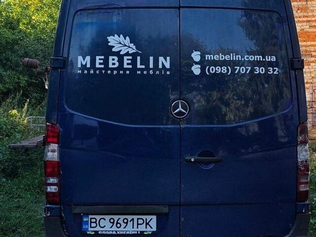 Синий Мерседес Sprinter, объемом двигателя 2.15 л и пробегом 450 тыс. км за 8300 $, фото 1 на Automoto.ua