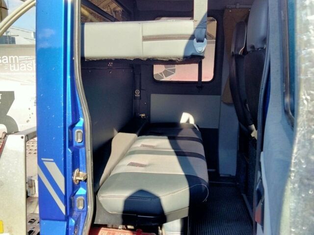Синий Мерседес Sprinter, объемом двигателя 2.7 л и пробегом 263 тыс. км за 23000 $, фото 8 на Automoto.ua