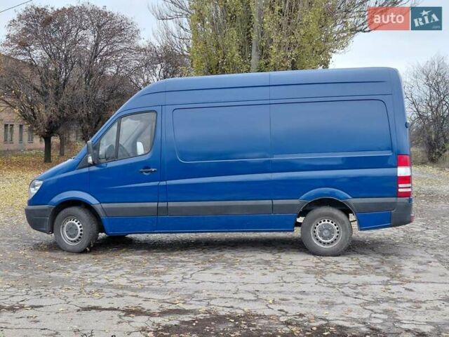 Синій Мерседес Sprinter, об'ємом двигуна 2.15 л та пробігом 385 тис. км за 10700 $, фото 24 на Automoto.ua