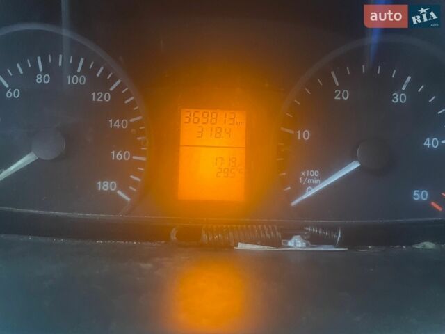 Синий Мерседес Sprinter, объемом двигателя 2.1 л и пробегом 369 тыс. км за 7500 $, фото 14 на Automoto.ua