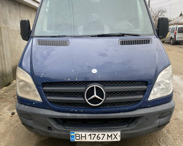 Синій Мерседес Sprinter, об'ємом двигуна 2.15 л та пробігом 463 тис. км за 9500 $, фото 2 на Automoto.ua