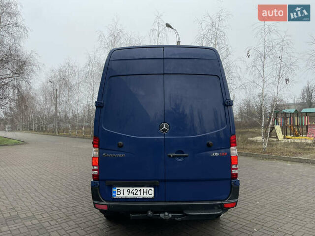 Синий Мерседес Sprinter, объемом двигателя 2.15 л и пробегом 560 тыс. км за 11999 $, фото 6 на Automoto.ua