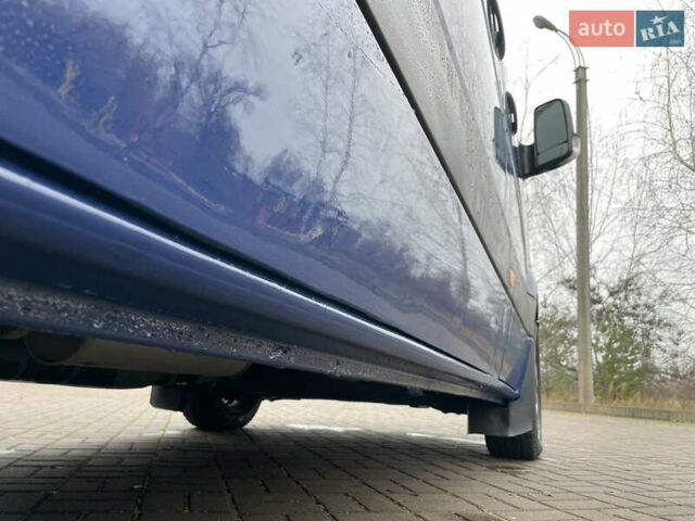 Синий Мерседес Sprinter, объемом двигателя 2.15 л и пробегом 560 тыс. км за 9999 $, фото 16 на Automoto.ua