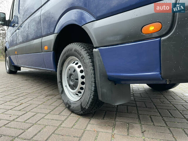 Синий Мерседес Sprinter, объемом двигателя 2.15 л и пробегом 560 тыс. км за 11999 $, фото 21 на Automoto.ua