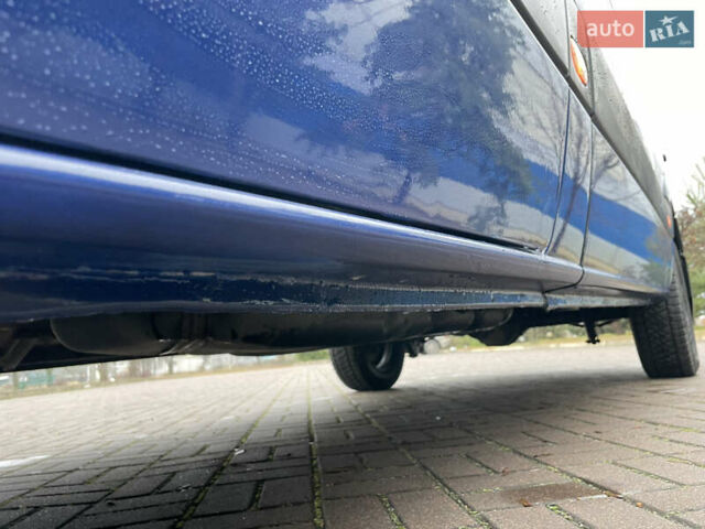 Синий Мерседес Sprinter, объемом двигателя 2.15 л и пробегом 560 тыс. км за 11999 $, фото 19 на Automoto.ua