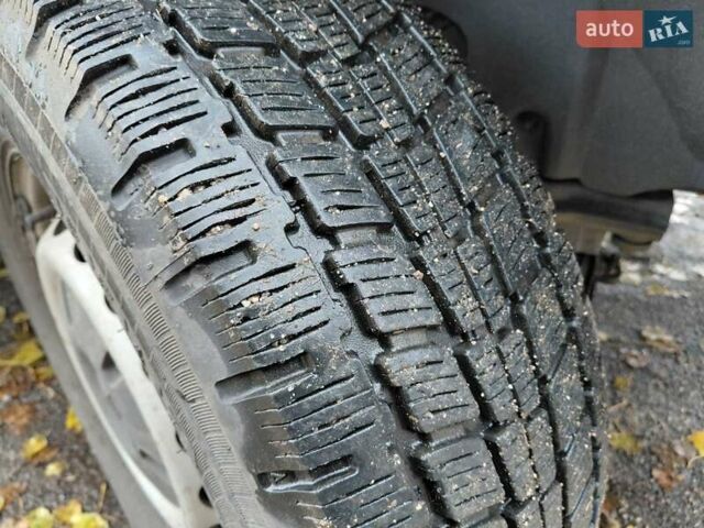 Синій Мерседес Sprinter, об'ємом двигуна 2.15 л та пробігом 385 тис. км за 10700 $, фото 3 на Automoto.ua