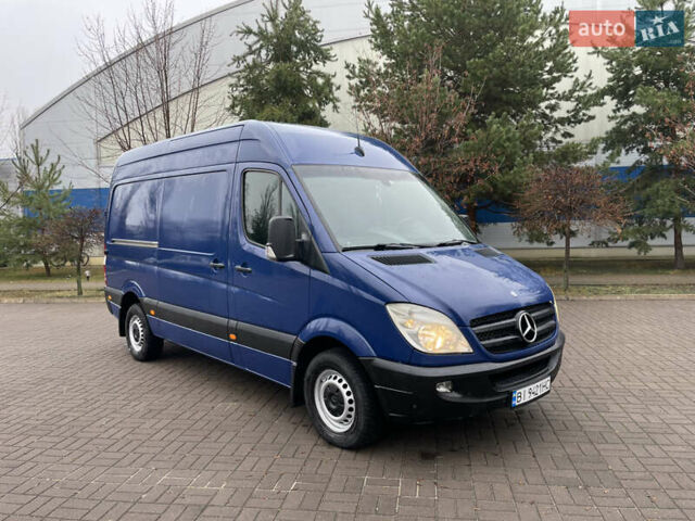Синий Мерседес Sprinter, объемом двигателя 2.15 л и пробегом 560 тыс. км за 11999 $, фото 15 на Automoto.ua