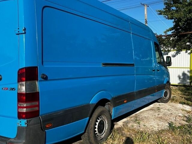Синій Мерседес Sprinter, об'ємом двигуна 2.15 л та пробігом 387 тис. км за 10000 $, фото 3 на Automoto.ua