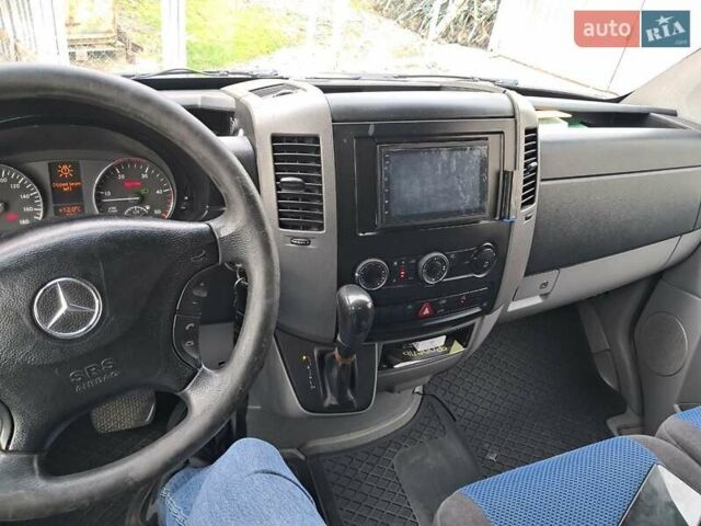 Синий Мерседес Sprinter, объемом двигателя 3 л и пробегом 270 тыс. км за 26900 $, фото 5 на Automoto.ua