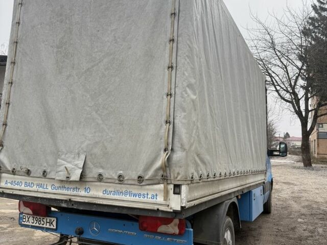 Синий Мерседес Sprinter, объемом двигателя 2.1 л и пробегом 420 тыс. км за 12500 $, фото 2 на Automoto.ua