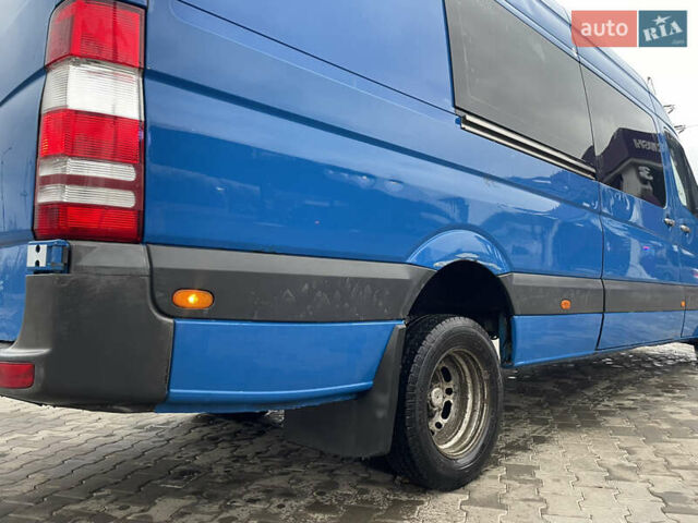 Синий Мерседес Sprinter, объемом двигателя 2.15 л и пробегом 444 тыс. км за 10999 $, фото 14 на Automoto.ua