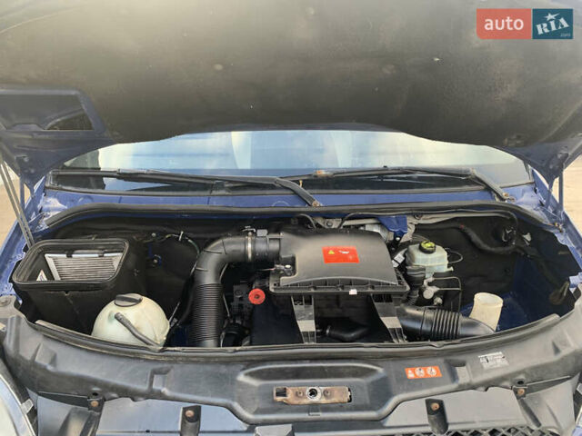 Синій Мерседес Sprinter, об'ємом двигуна 2.14 л та пробігом 205 тис. км за 10500 $, фото 9 на Automoto.ua