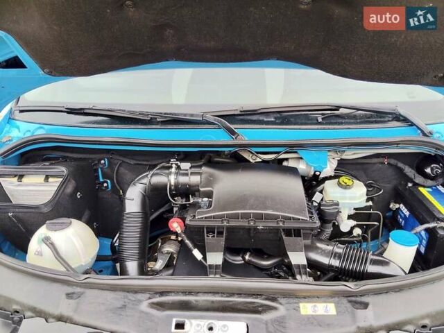 Синий Мерседес Sprinter, объемом двигателя 2.2 л и пробегом 363 тыс. км за 19300 $, фото 46 на Automoto.ua