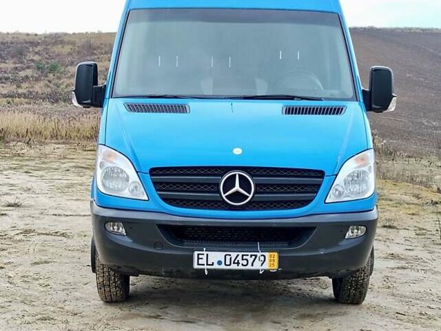 Синий Мерседес Sprinter, объемом двигателя 2.2 л и пробегом 363 тыс. км за 19300 $, фото 18 на Automoto.ua