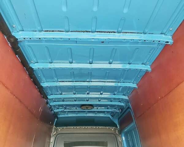 Синий Мерседес Sprinter, объемом двигателя 2.2 л и пробегом 363 тыс. км за 19300 $, фото 38 на Automoto.ua