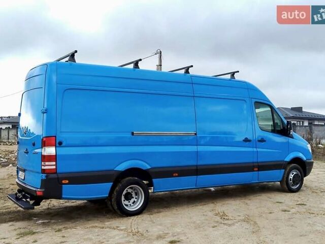 Синий Мерседес Sprinter, объемом двигателя 2.2 л и пробегом 363 тыс. км за 19300 $, фото 14 на Automoto.ua