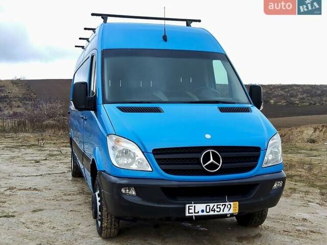 Синий Мерседес Sprinter, объемом двигателя 2.2 л и пробегом 363 тыс. км за 19300 $, фото 1 на Automoto.ua