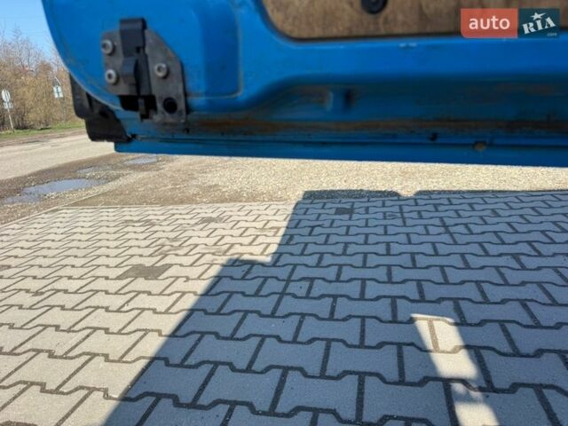 Синий Мерседес Sprinter, объемом двигателя 2.2 л и пробегом 380 тыс. км за 11500 $, фото 18 на Automoto.ua