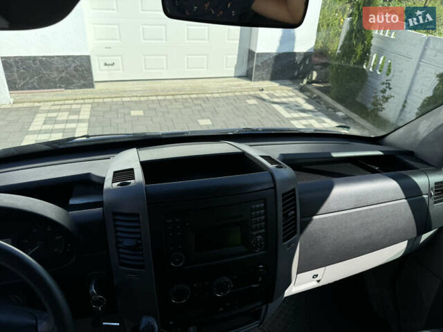 Синій Мерседес Sprinter, об'ємом двигуна 2.14 л та пробігом 235 тис. км за 12900 $, фото 14 на Automoto.ua