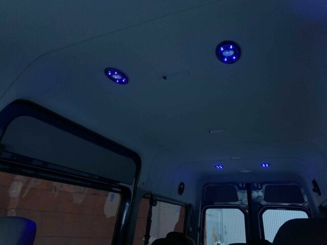 Синій Мерседес Sprinter, об'ємом двигуна 1.8 л та пробігом 124 тис. км за 16900 $, фото 17 на Automoto.ua