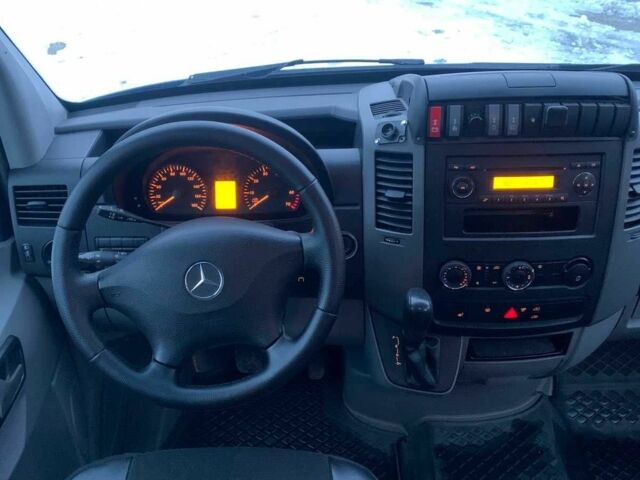Синій Мерседес Sprinter, об'ємом двигуна 1.8 л та пробігом 124 тис. км за 16900 $, фото 11 на Automoto.ua