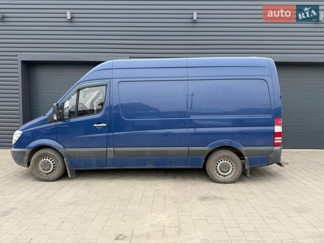 Синій Мерседес Sprinter, об'ємом двигуна 2.99 л та пробігом 350 тис. км за 16500 $, фото 2 на Automoto.ua