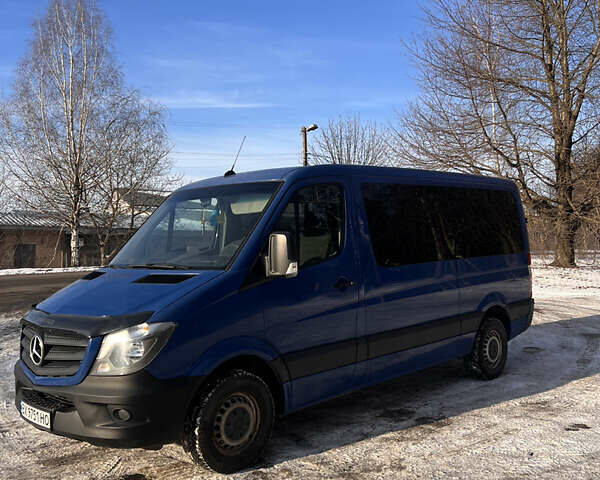 Синий Мерседес Sprinter, объемом двигателя 0 л и пробегом 330 тыс. км за 15000 $, фото 1 на Automoto.ua