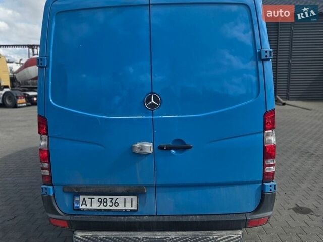 Синій Мерседес Sprinter, об'ємом двигуна 2.1 л та пробігом 184 тис. км за 20500 $, фото 5 на Automoto.ua